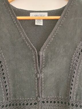 Cabin Creek Women's Black Leather/Knit V-Neck Vest